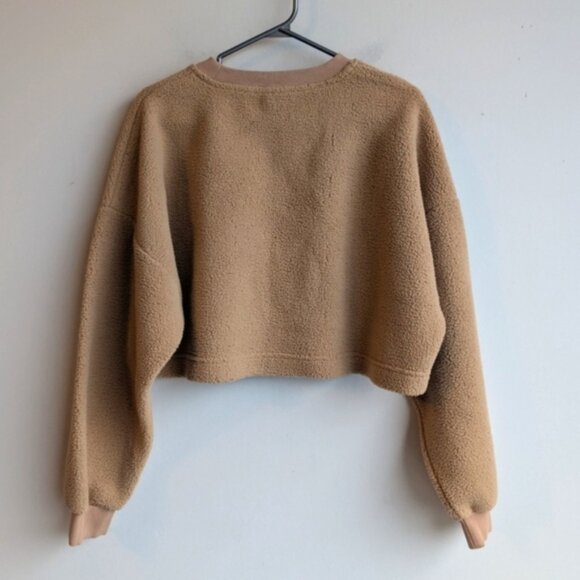 Aritzia Sunday Best Sherpa Lupa Sweater - Picture 5 of 7